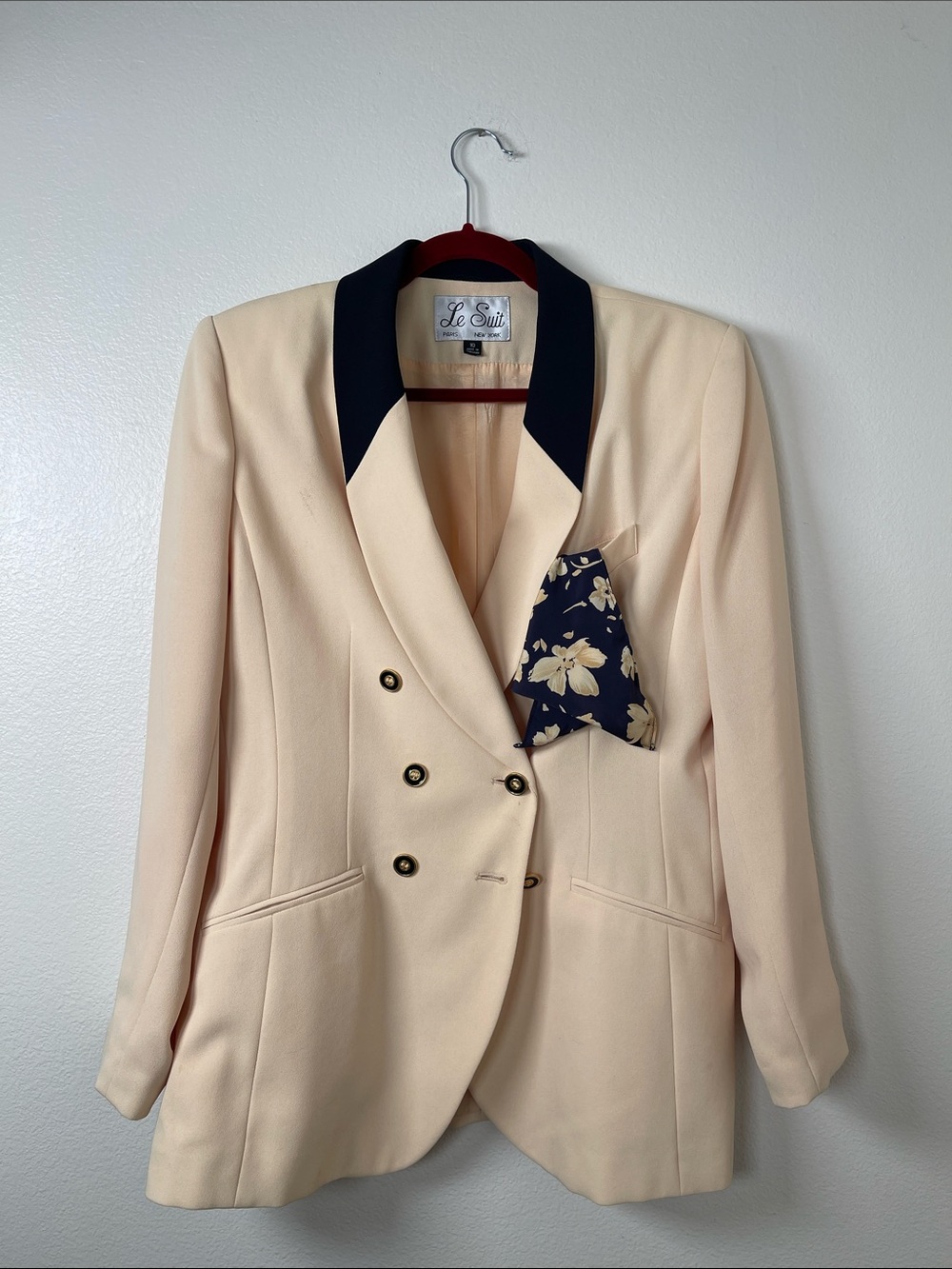 Le Suit Cream Double-Breasted Blazer with Navy Accents